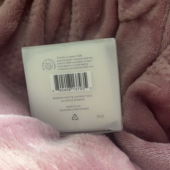 Brand New Beekman 1802 Buttermilk Makeup Melting Cleansing Balm Size:
1.44 oz - Picture 5 of 9